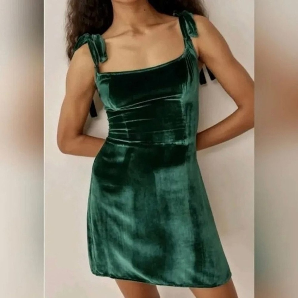 HOUSE OF HARLOW 1960 Velvet Sleeveless Tie Strap Mini Dress EUC Size Small
